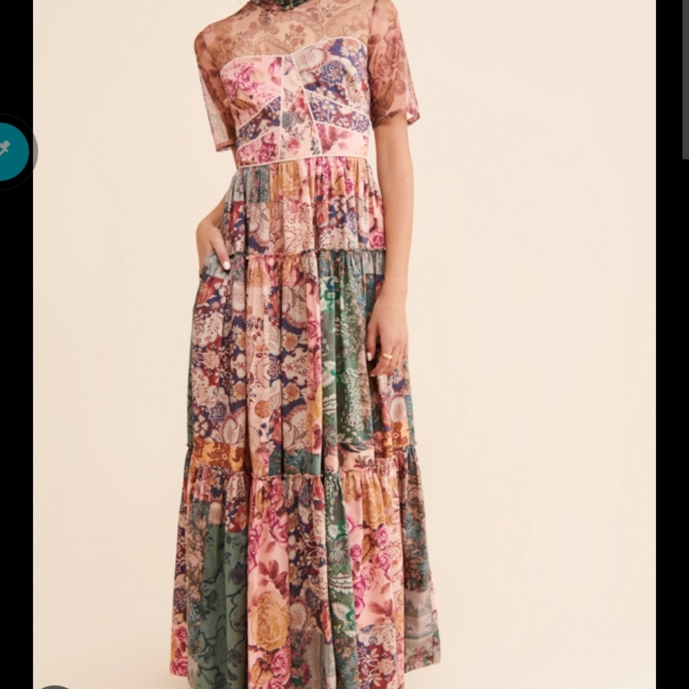 ISO Geisha Designs Floral Maxi dress